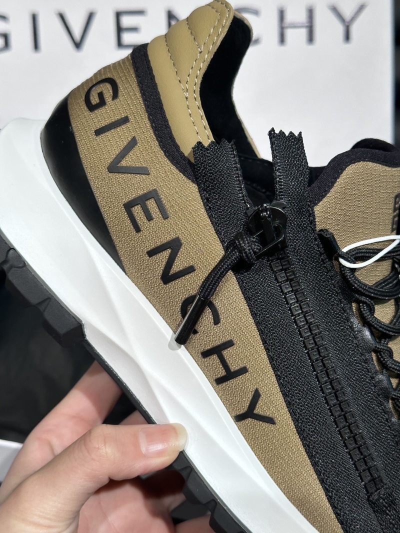 Givenchy Sneakers